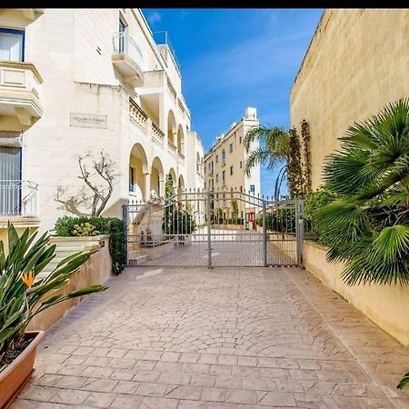 Apartment With Pool Gozo Ghajnsielem Екстер'єр фото