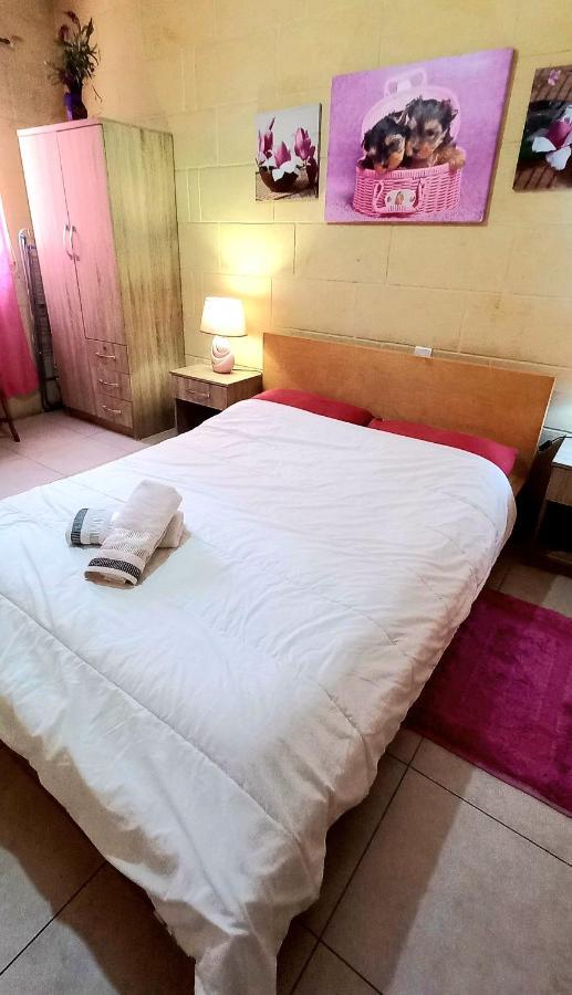 Apartment With Pool Gozo Ghajnsielem Екстер'єр фото
